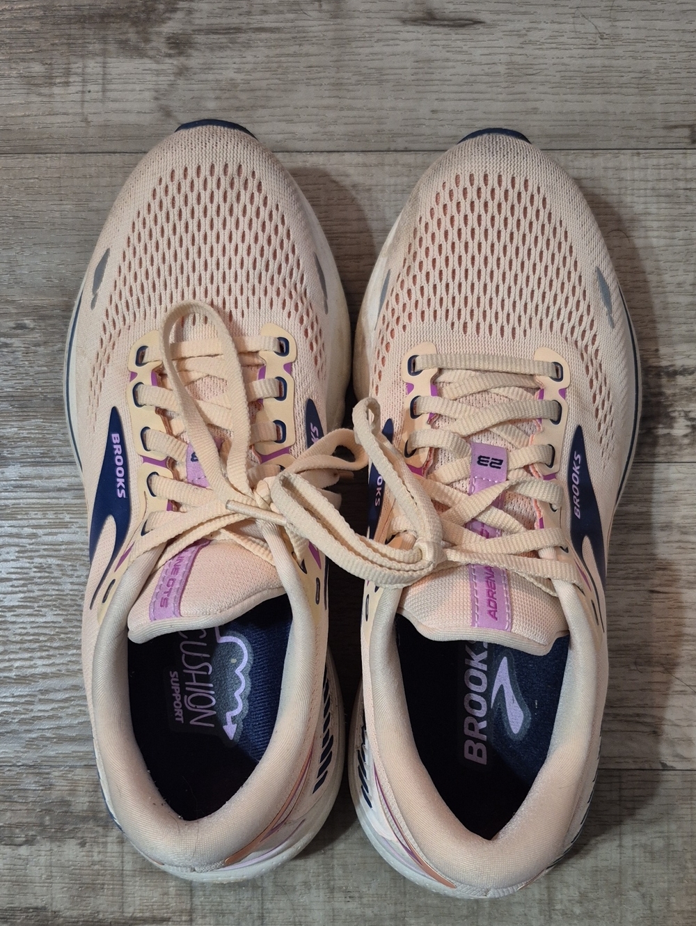 Brooks Peach and Navy Women's Running Sneakers